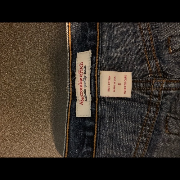 #1220 Abercrombie & Fitch Jean shorts - Picture 2 of 4